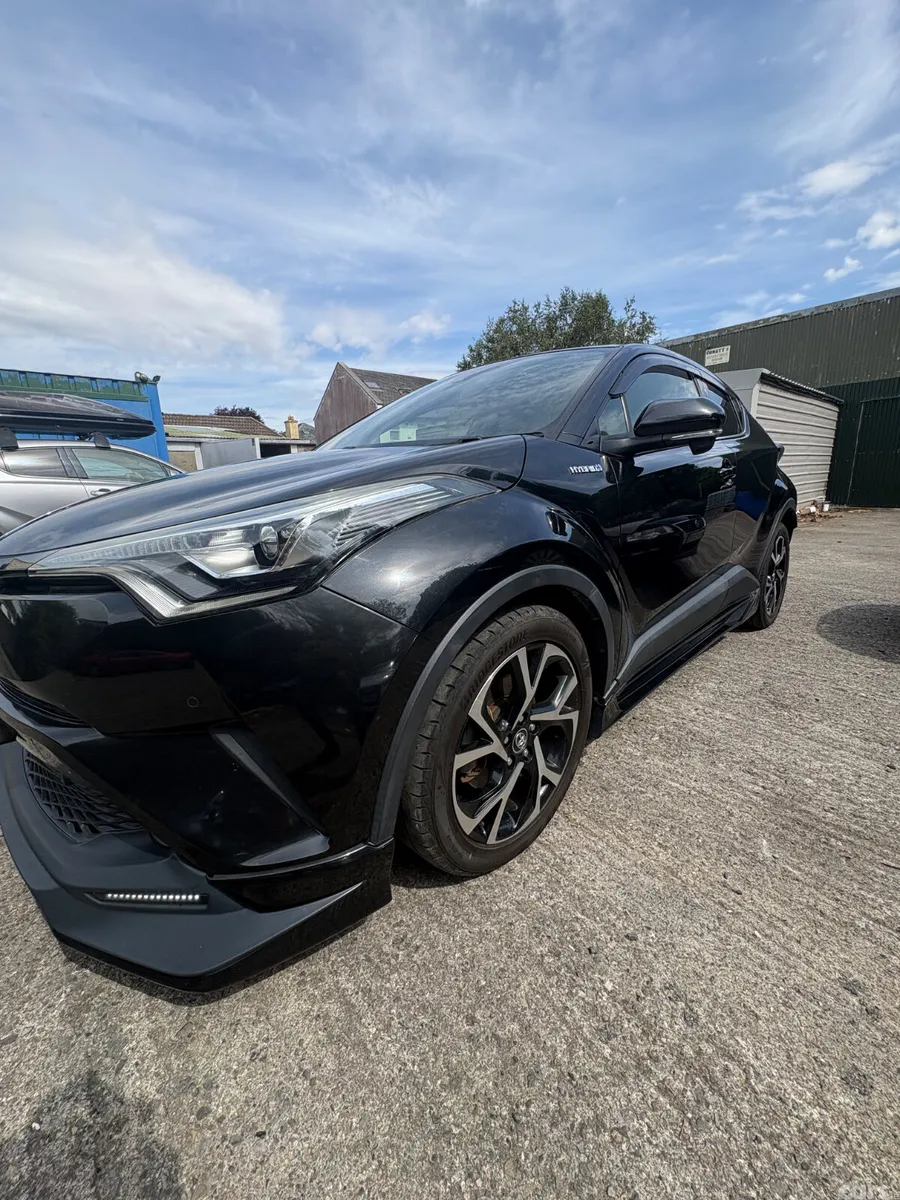 Toyota C-HR SUV, Petrol Hybrid, 2017, Black