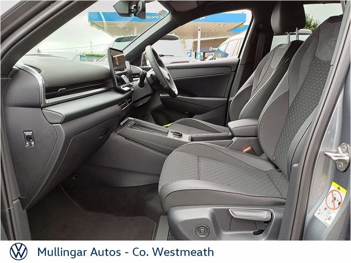 Volkswagen T-Roc SUV, Petrol, 2026, Grey