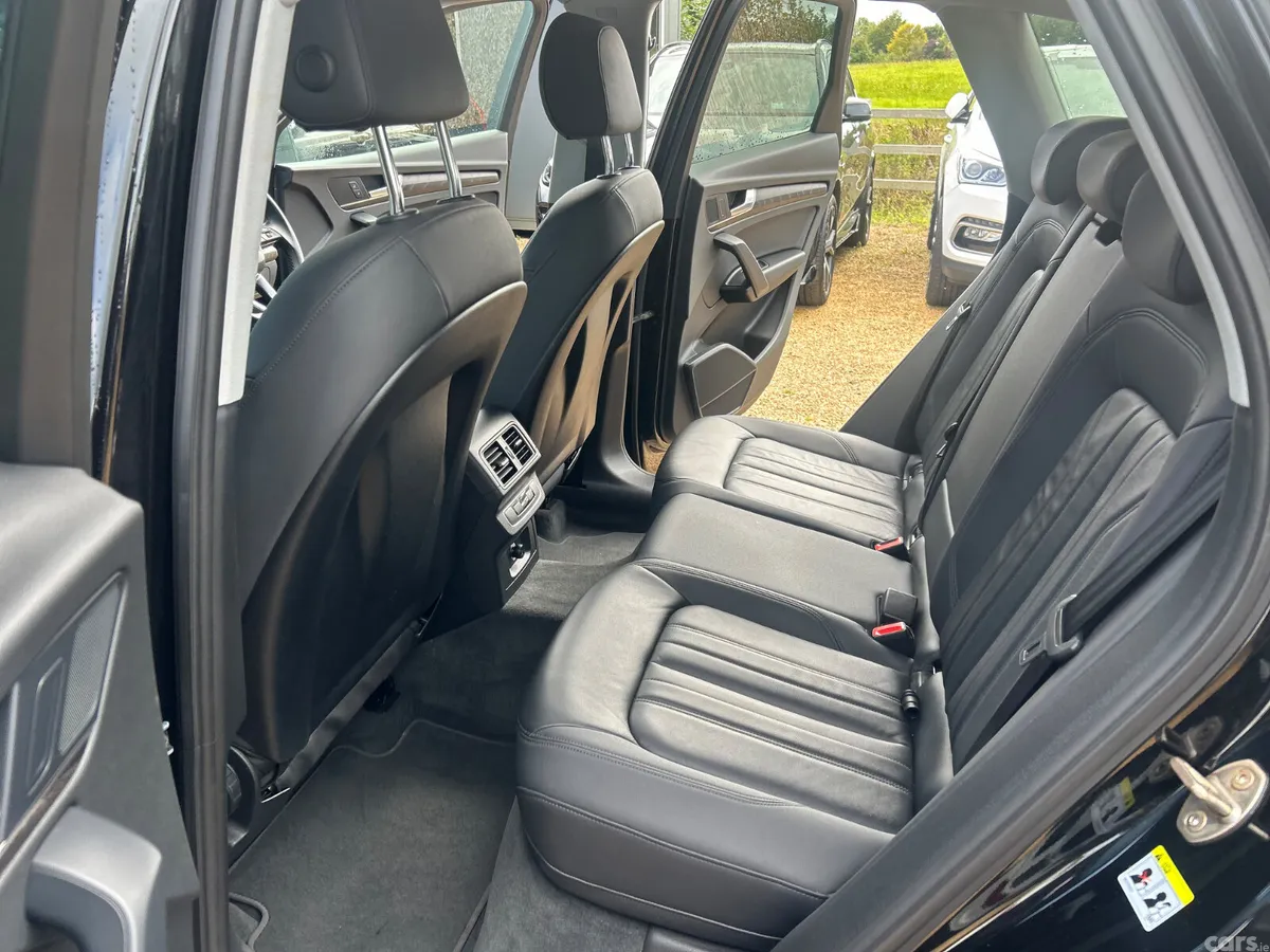 Audi Q5 SUV, Diesel, 2022, Black