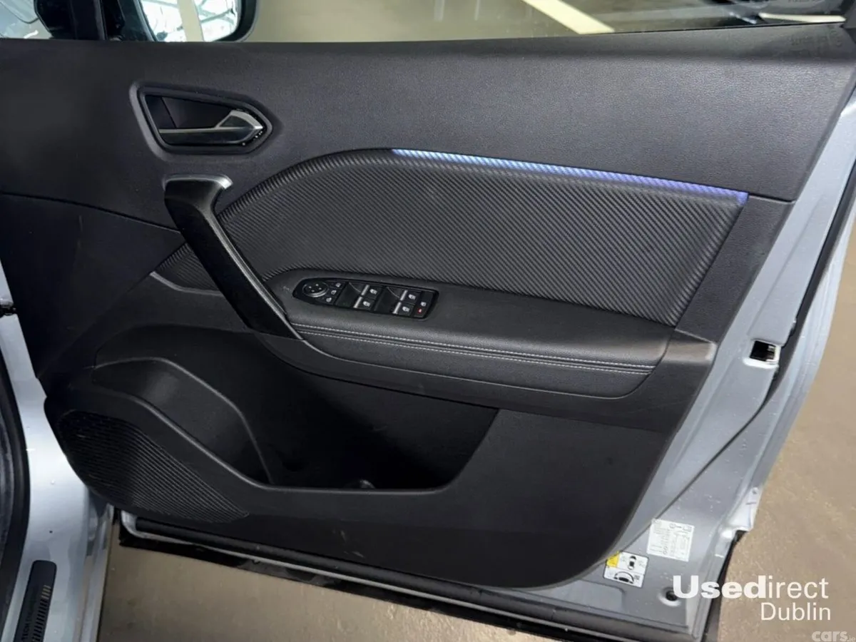Renault Captur SUV, Petrol Hybrid, 2024, Grey