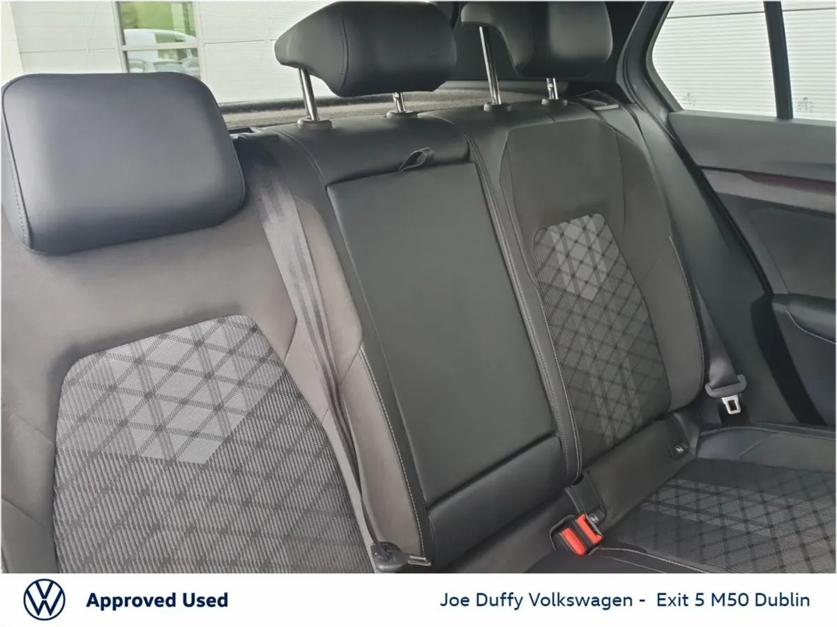 Volkswagen Golf Estate, Petrol, 2025, Grey
