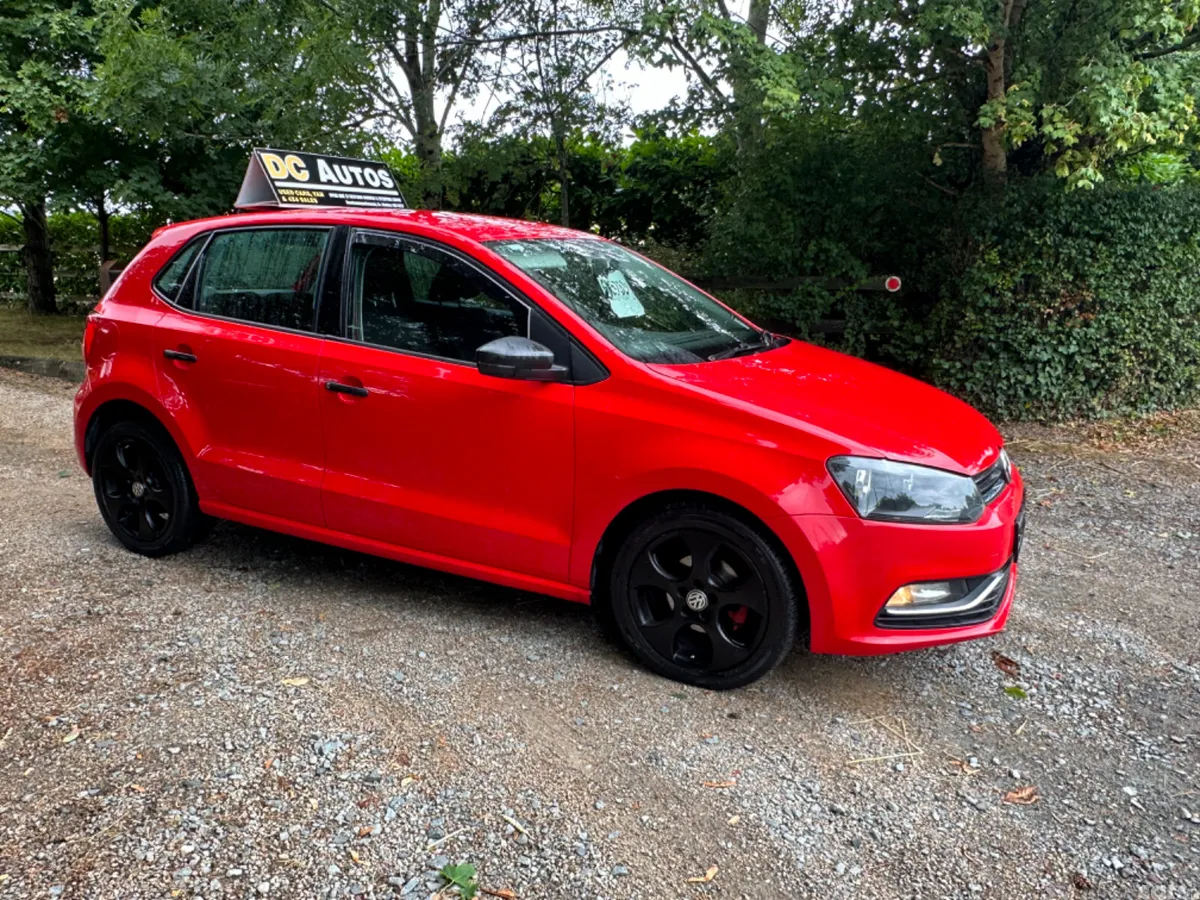 Volkswagen Polo Hatchback, Petrol, 2015, Red