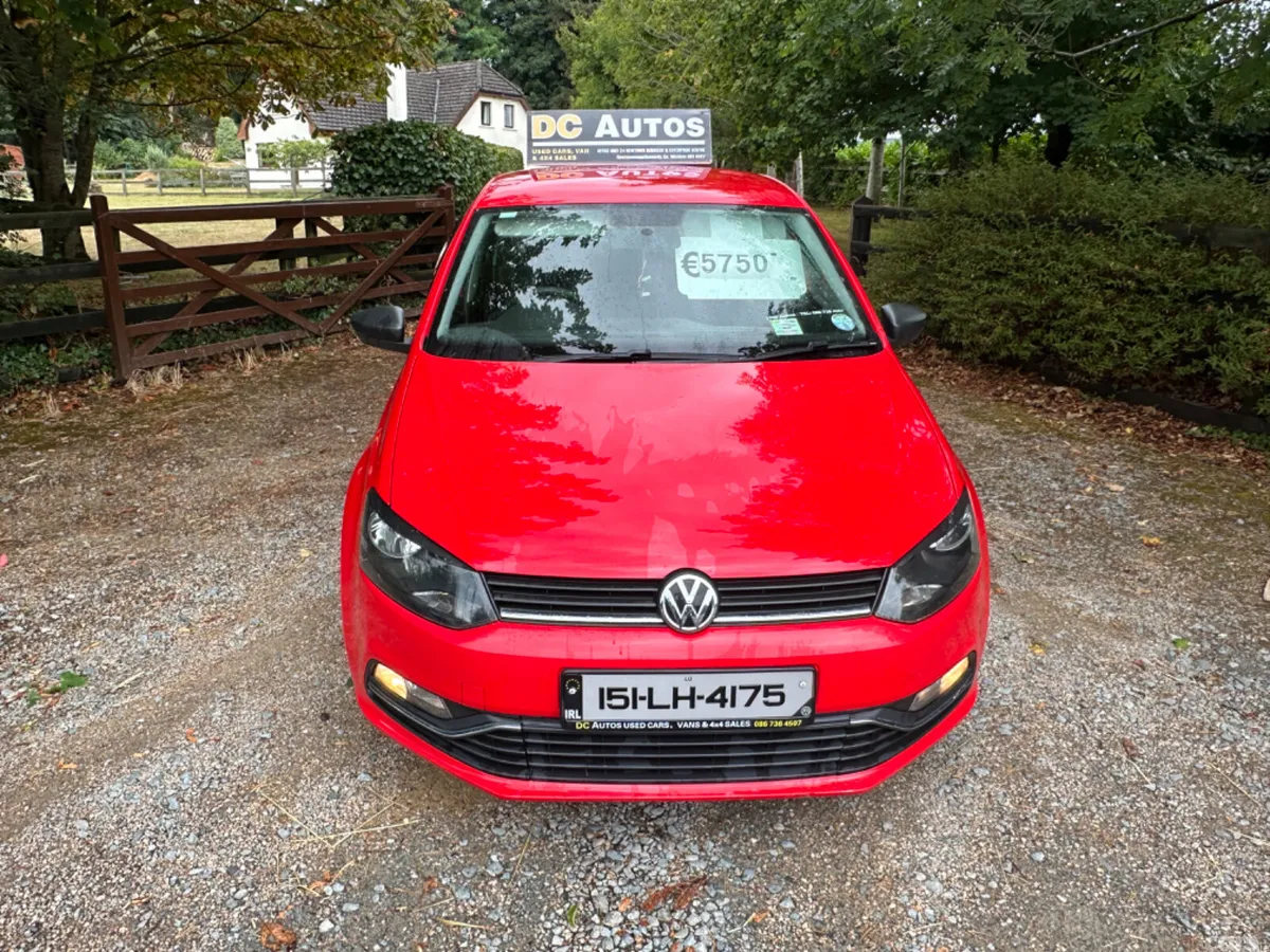 Volkswagen Polo Hatchback, Petrol, 2015, Red