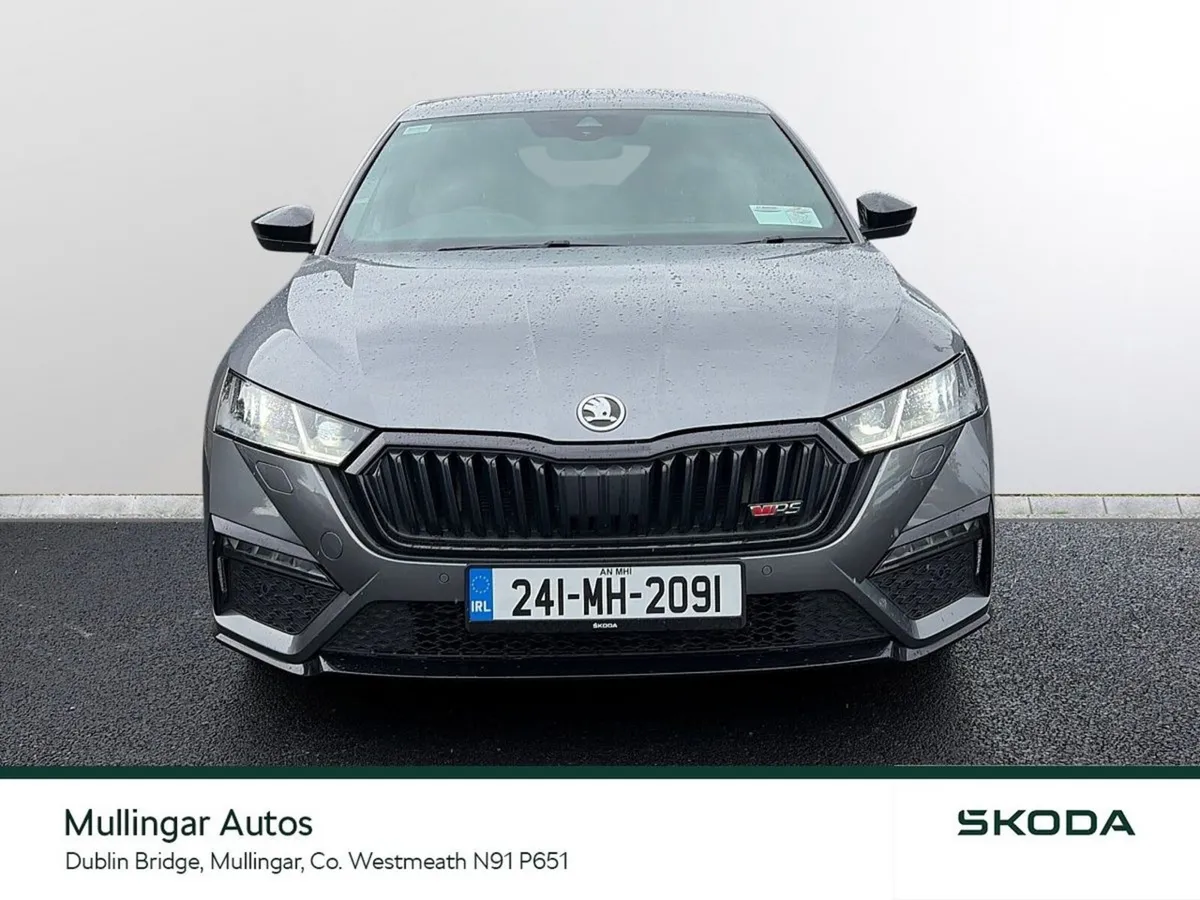 Skoda Octavia Saloon, Diesel, 2024, Grey