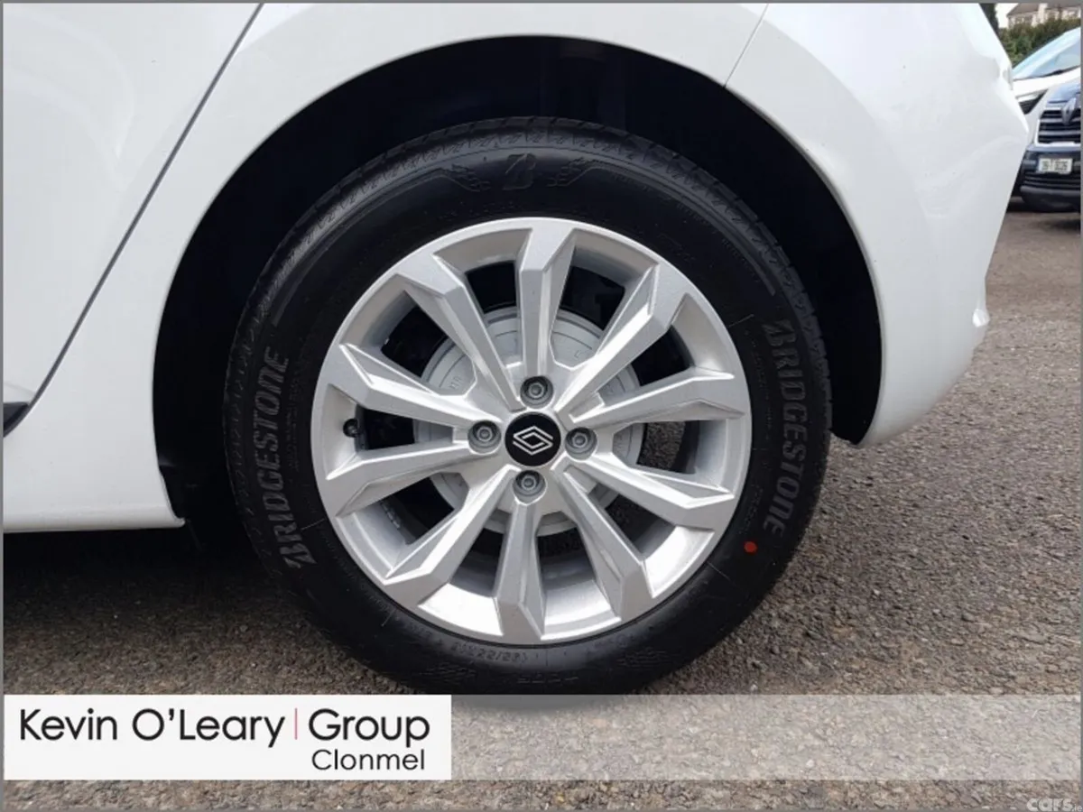 Renault Clio Hatchback, Petrol Hybrid, 2026, White