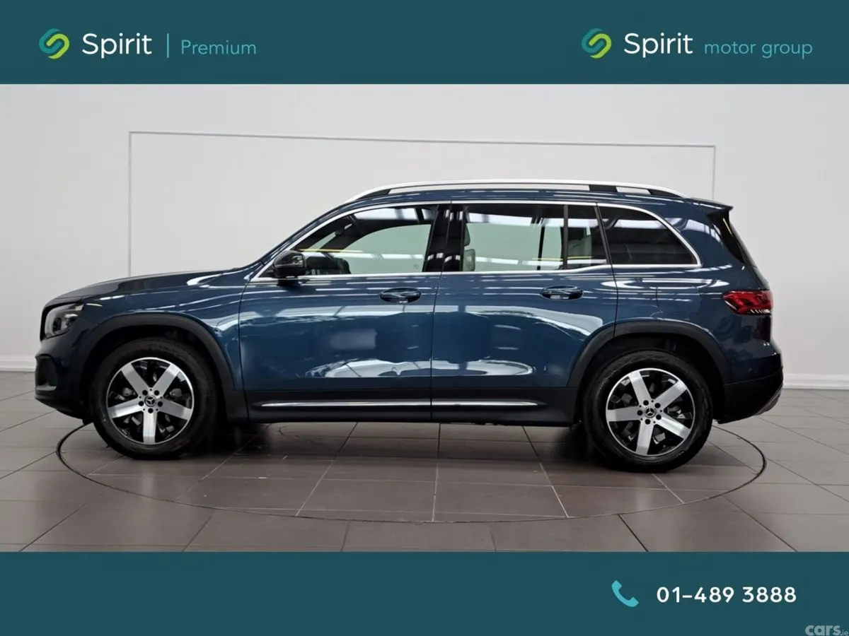 Mercedes-Benz GLB SUV, Petrol, 2023, Blue