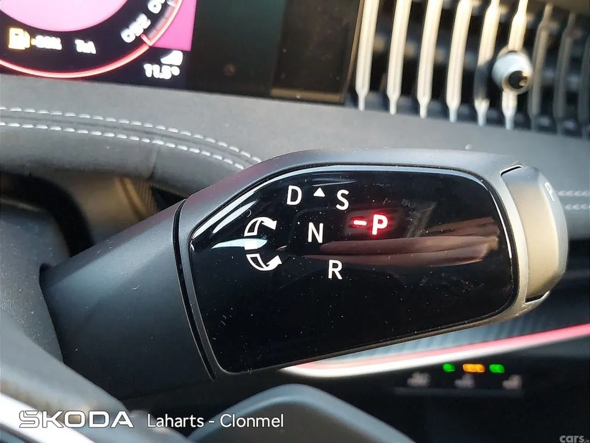 Skoda Superb Saloon, Diesel, 2026, Blue