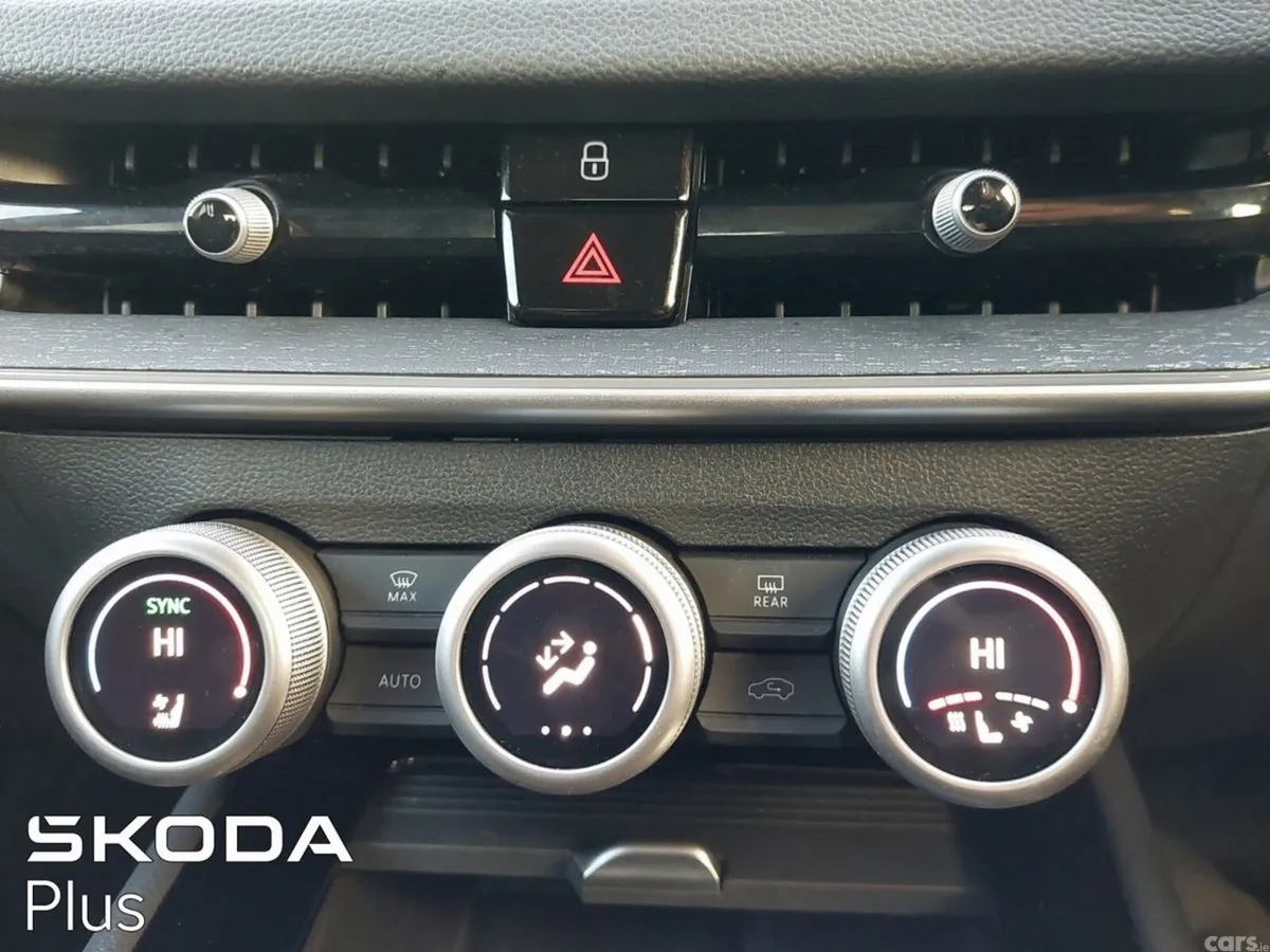 Skoda Superb Saloon, Diesel, 2025, Silver