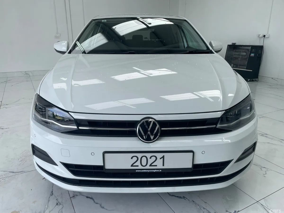 Volkswagen Polo Hatchback, Diesel, 2021, White