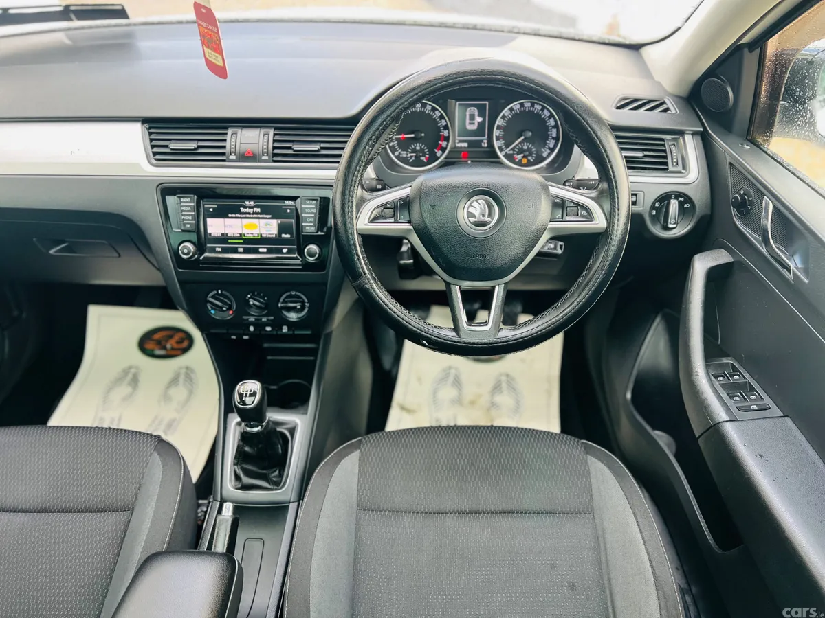 Skoda Rapid Hatchback, Diesel, 2016, White