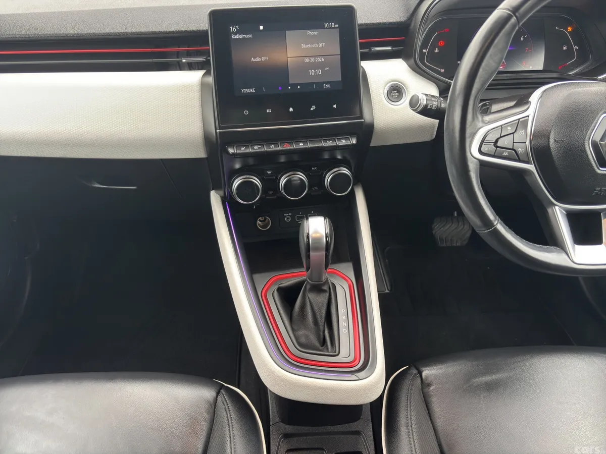 Renault Clio Hatchback, Petrol, 2021, Red