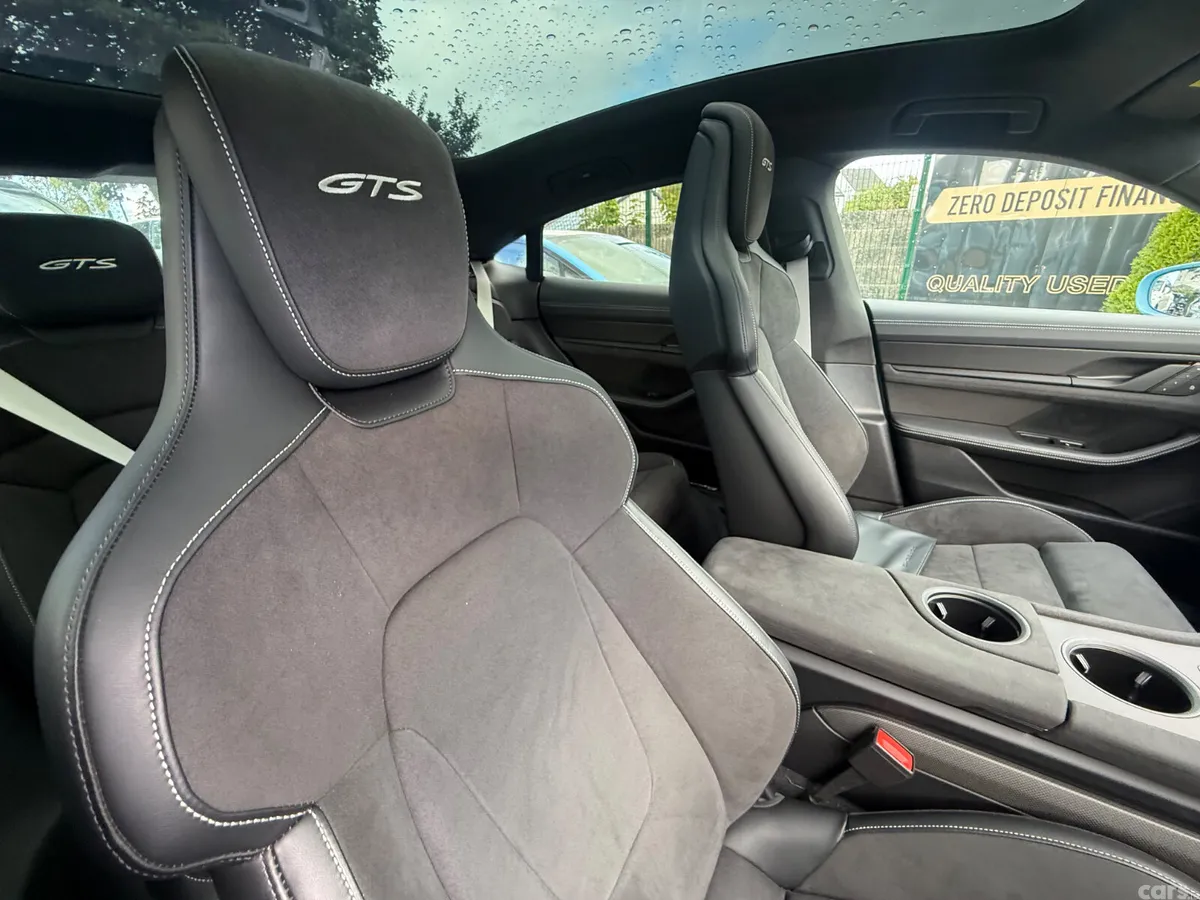 Porsche Taycan Saloon, Electric, 2023, Blue