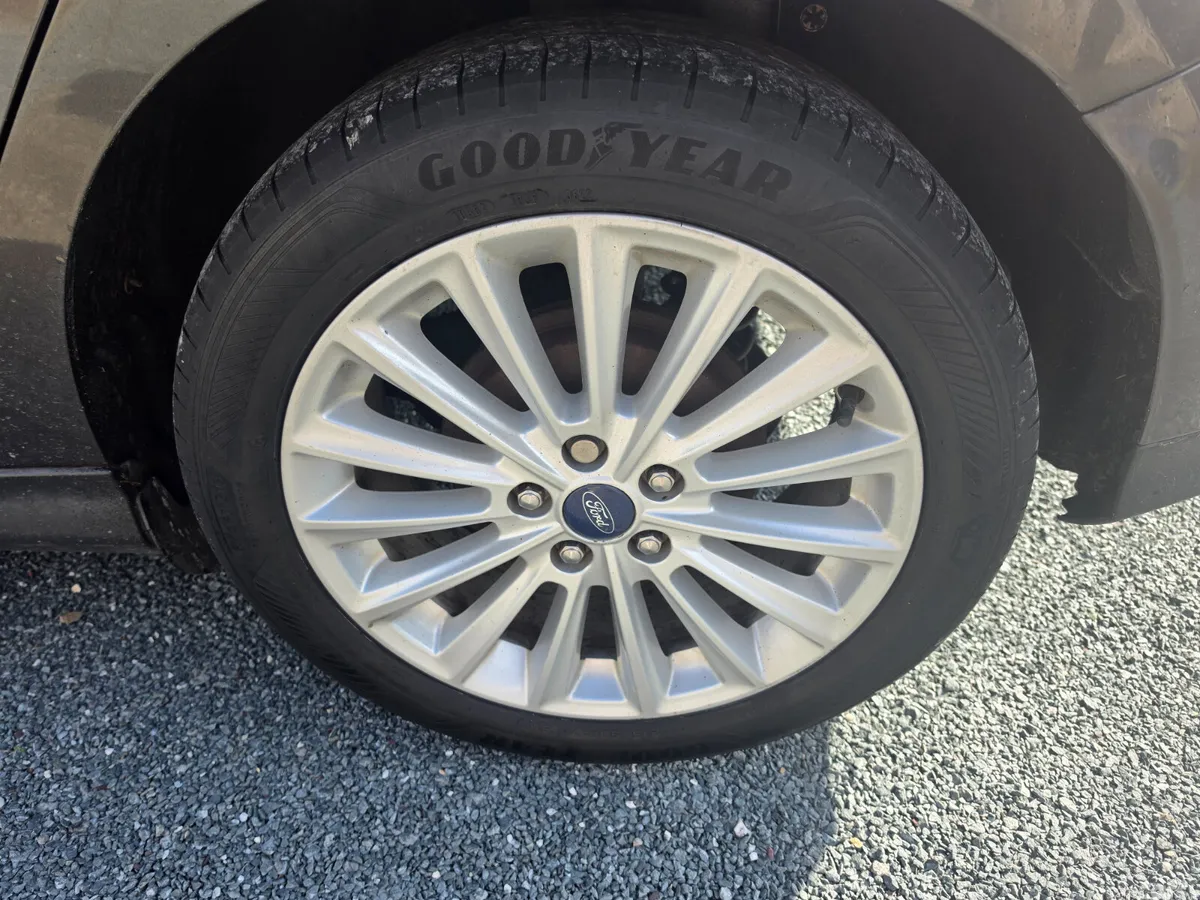 Ford Focus Hatchback, Diesel, 2019, Grey