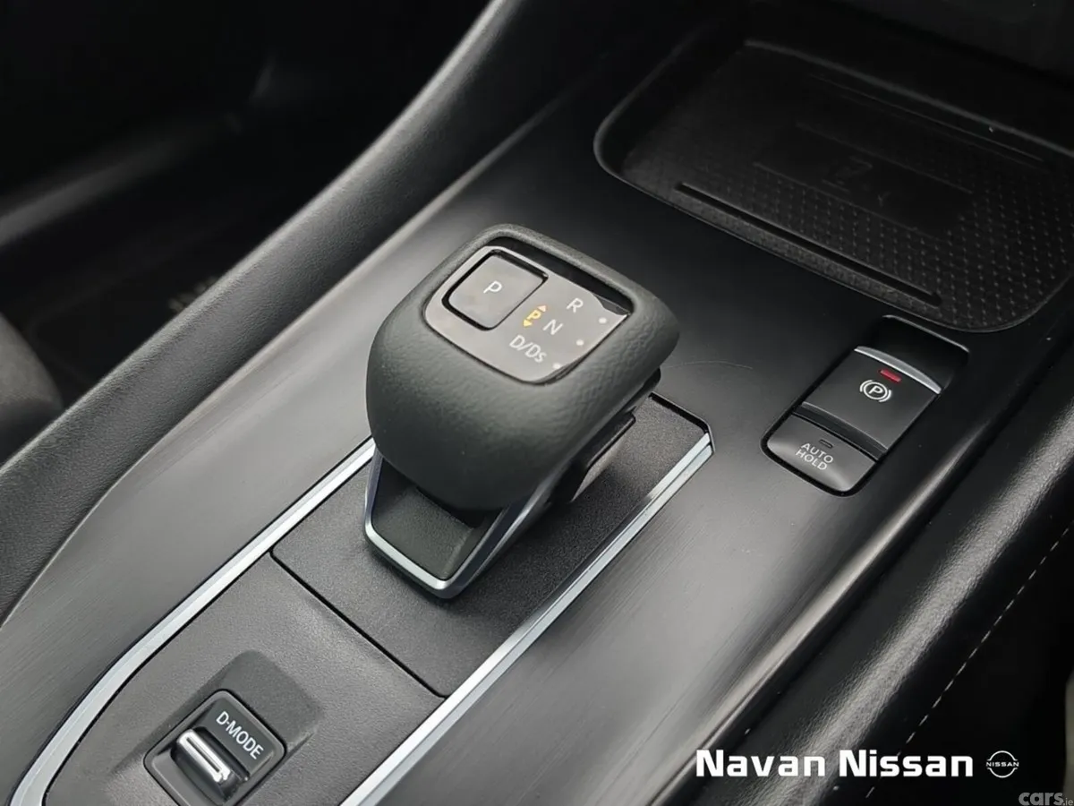 Nissan Qashqai MPV, Petrol Hybrid, 2024, Blue