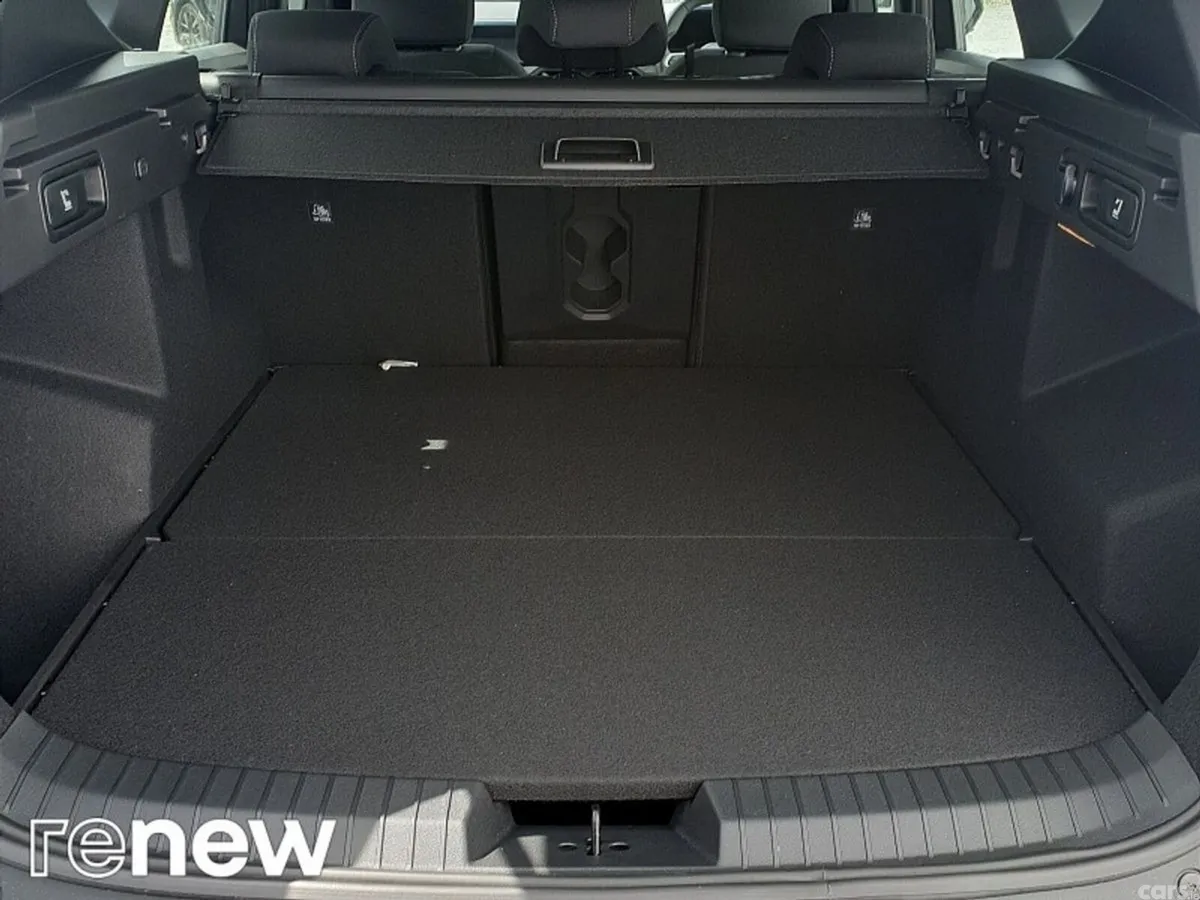 Dacia Bigster Hatchback, Petrol Hybrid, 2026, Grey