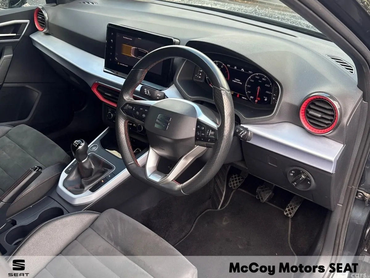 SEAT Arona SUV, Petrol, 2023, Grey