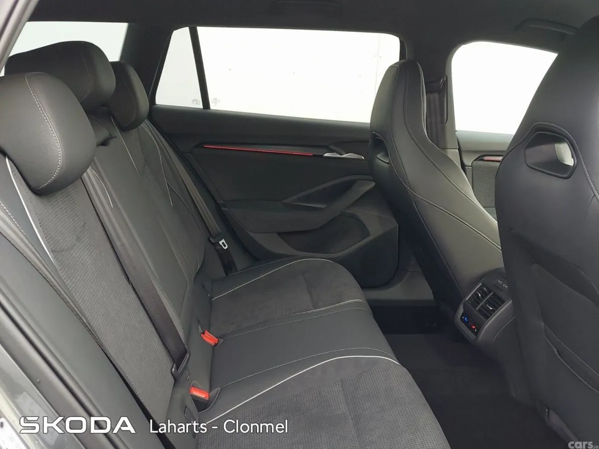 Skoda Superb Estate, Diesel, 2026, Grey