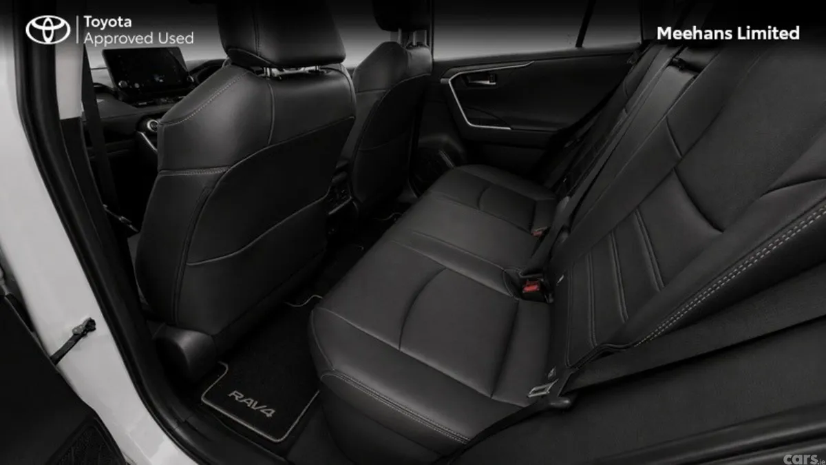 Toyota RAV4 SUV, Petrol Hybrid, 2024, White