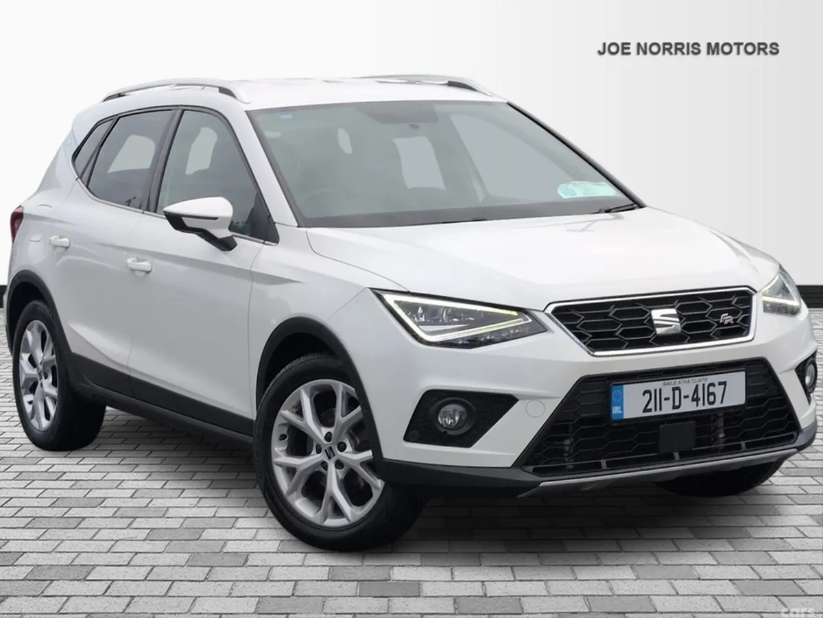 SEAT Arona Hatchback, Petrol, 2021, White