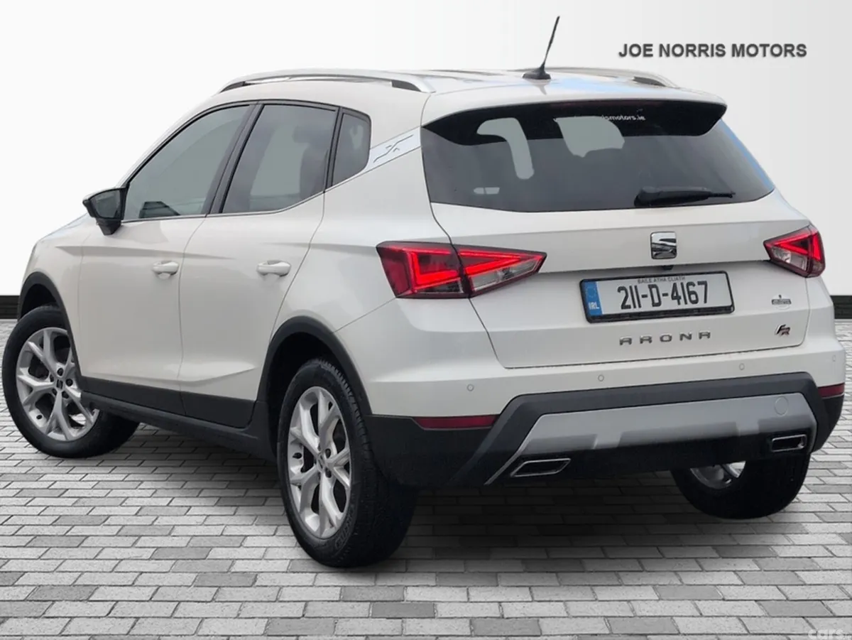 SEAT Arona Hatchback, Petrol, 2021, White