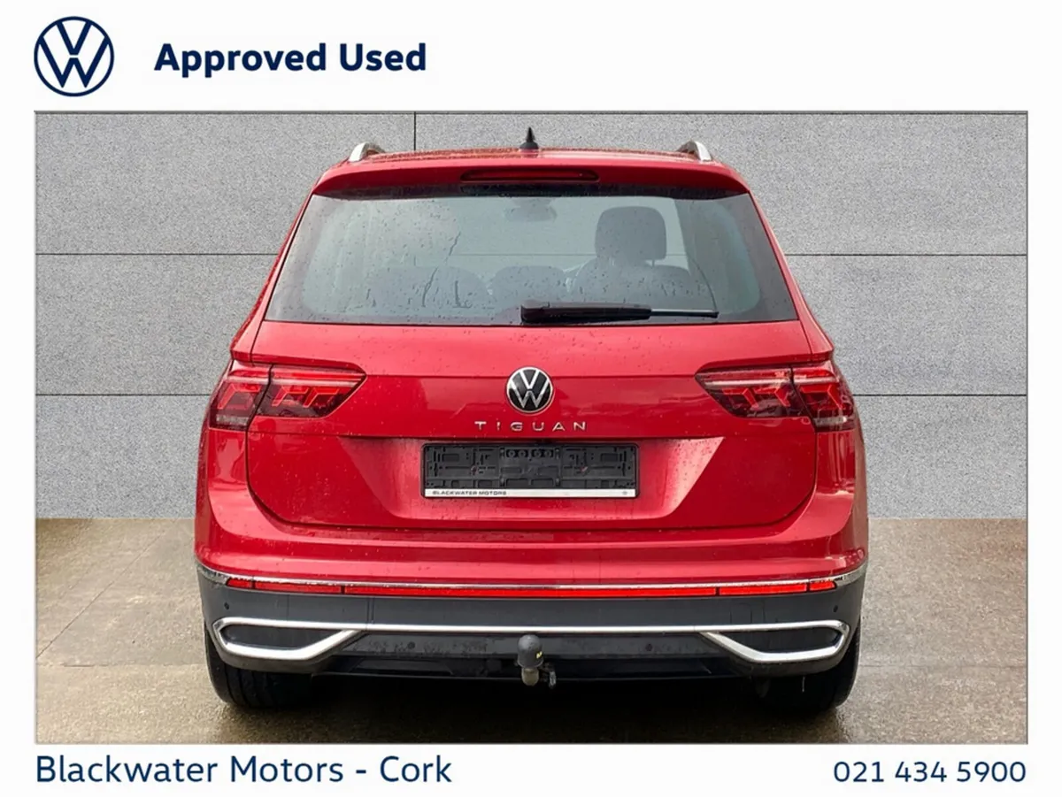 Volkswagen Tiguan SUV, Diesel, 2023, Red