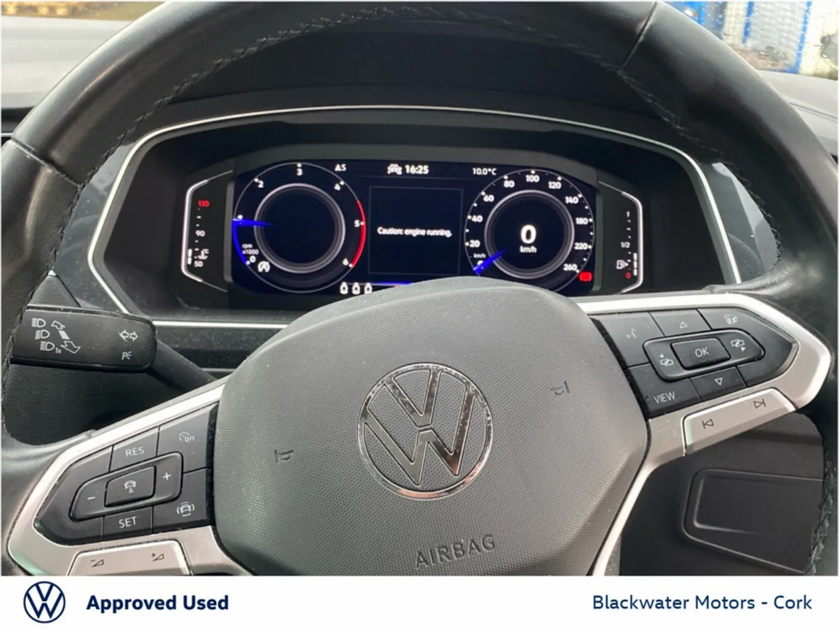 Volkswagen Tiguan SUV, Diesel, 2023, Red