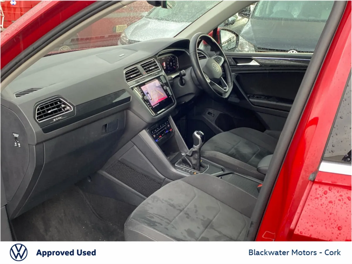 Volkswagen Tiguan SUV, Diesel, 2023, Red