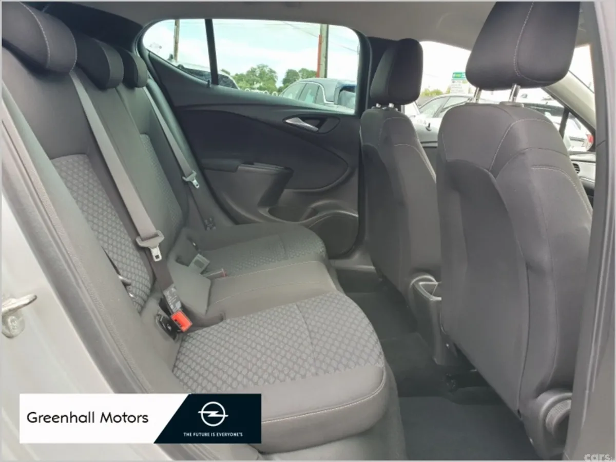 Opel Astra Hatchback, Petrol, 2021, Grey