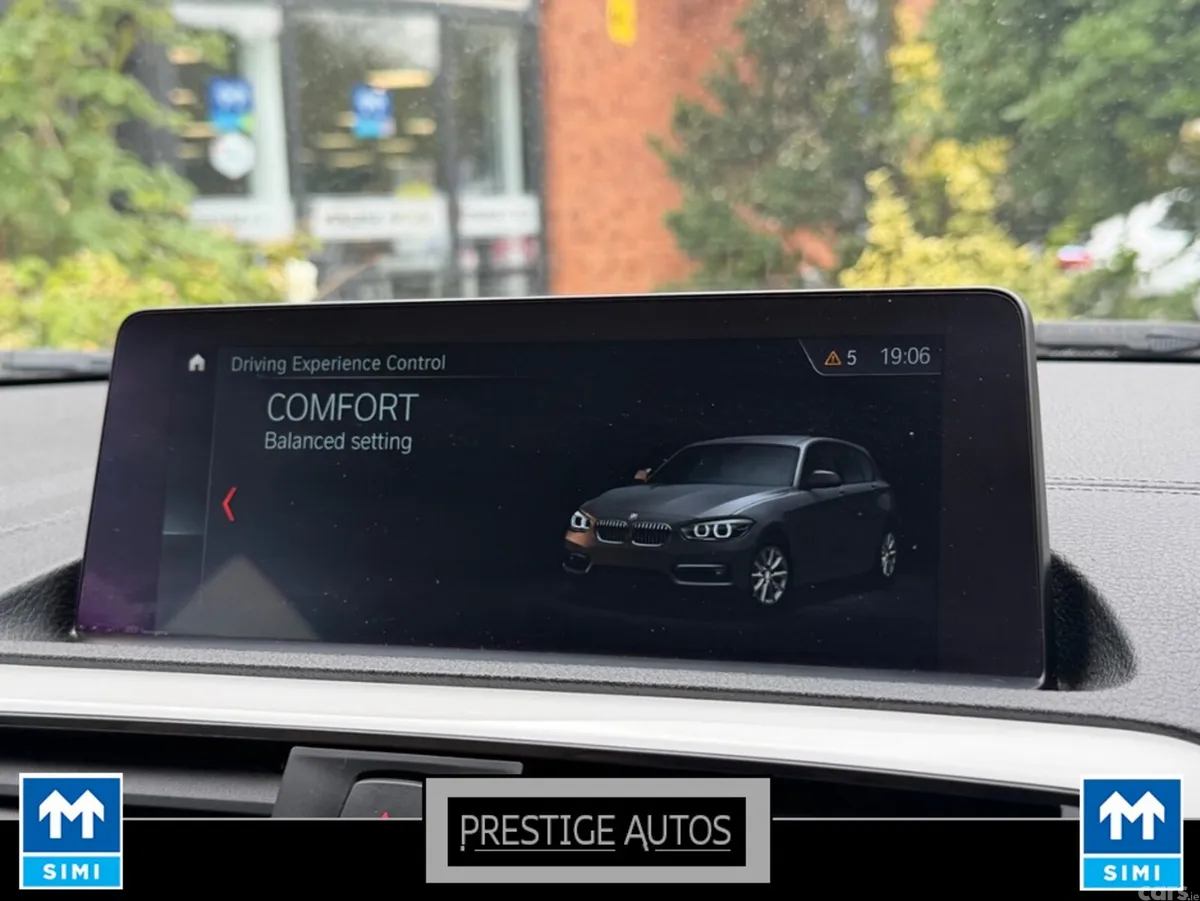 BMW 1-Series Hatchback, Diesel, 2018, Blue