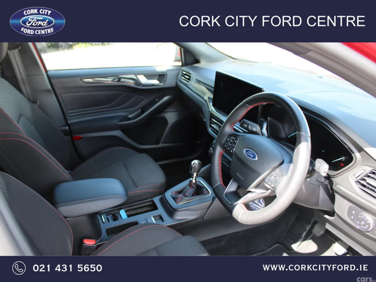 Ford Focus Hatchback, Petrol Hybrid, 2024, Red