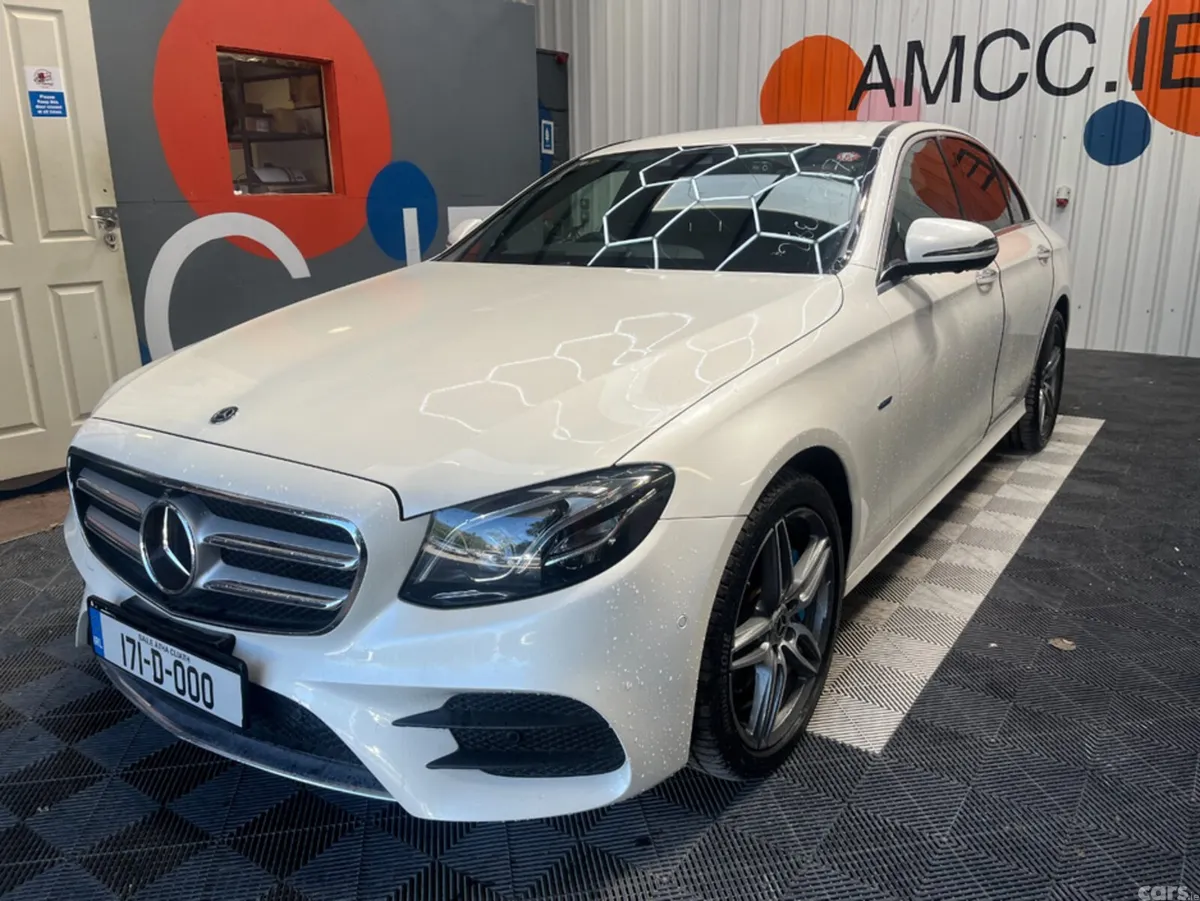 Mercedes-Benz E-Class Saloon, Electric, 2017, White