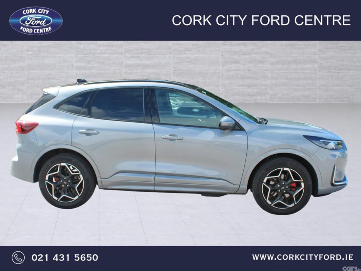 Ford Kuga MPV, Petrol Plug-in Hybrid, 2026, Grey