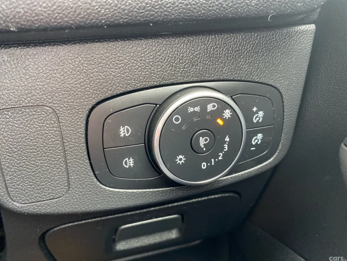 Ford Focus Hatchback, Petrol, 2020, Grey