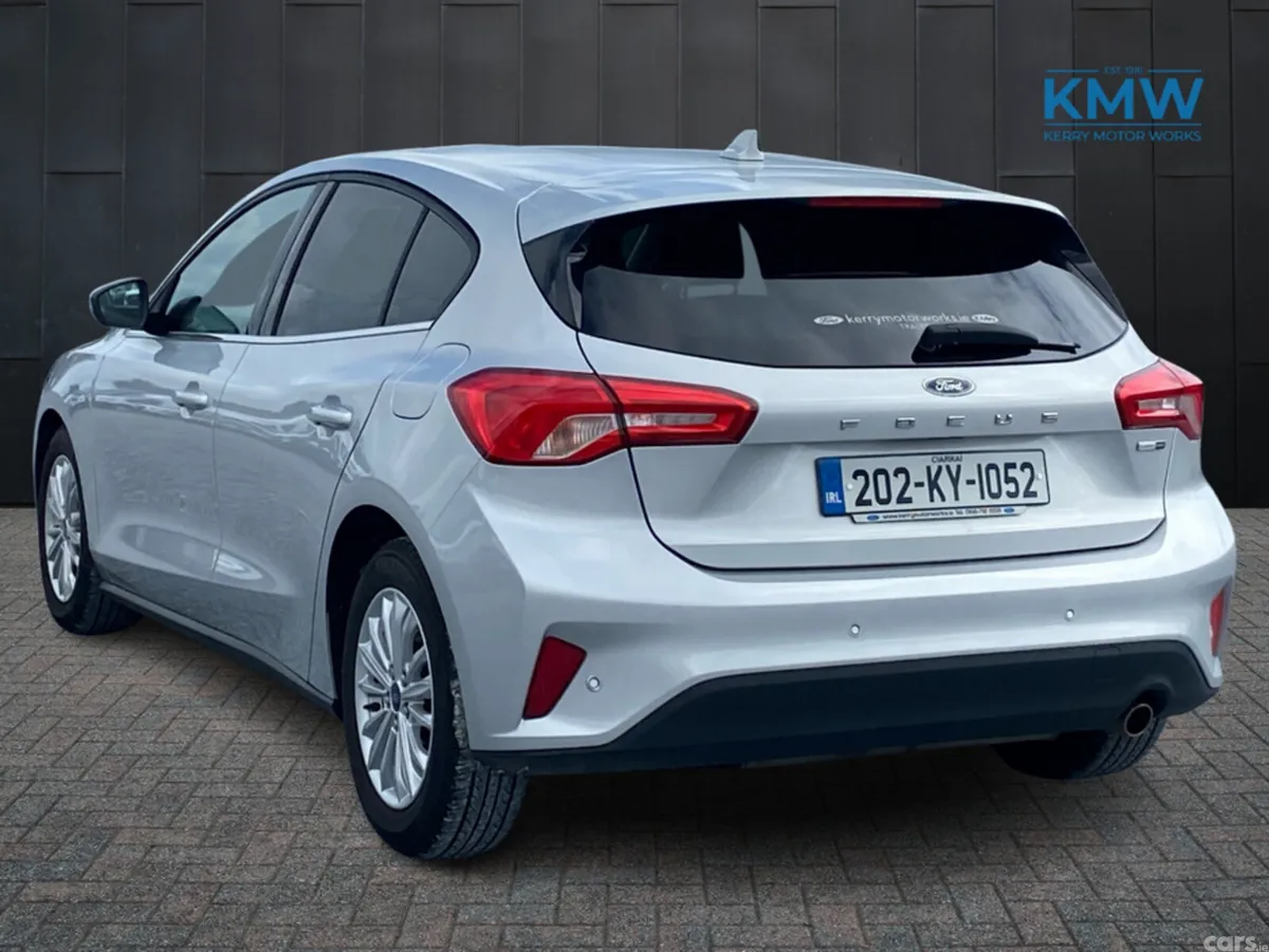 Ford Focus Hatchback, Petrol, 2020, Grey