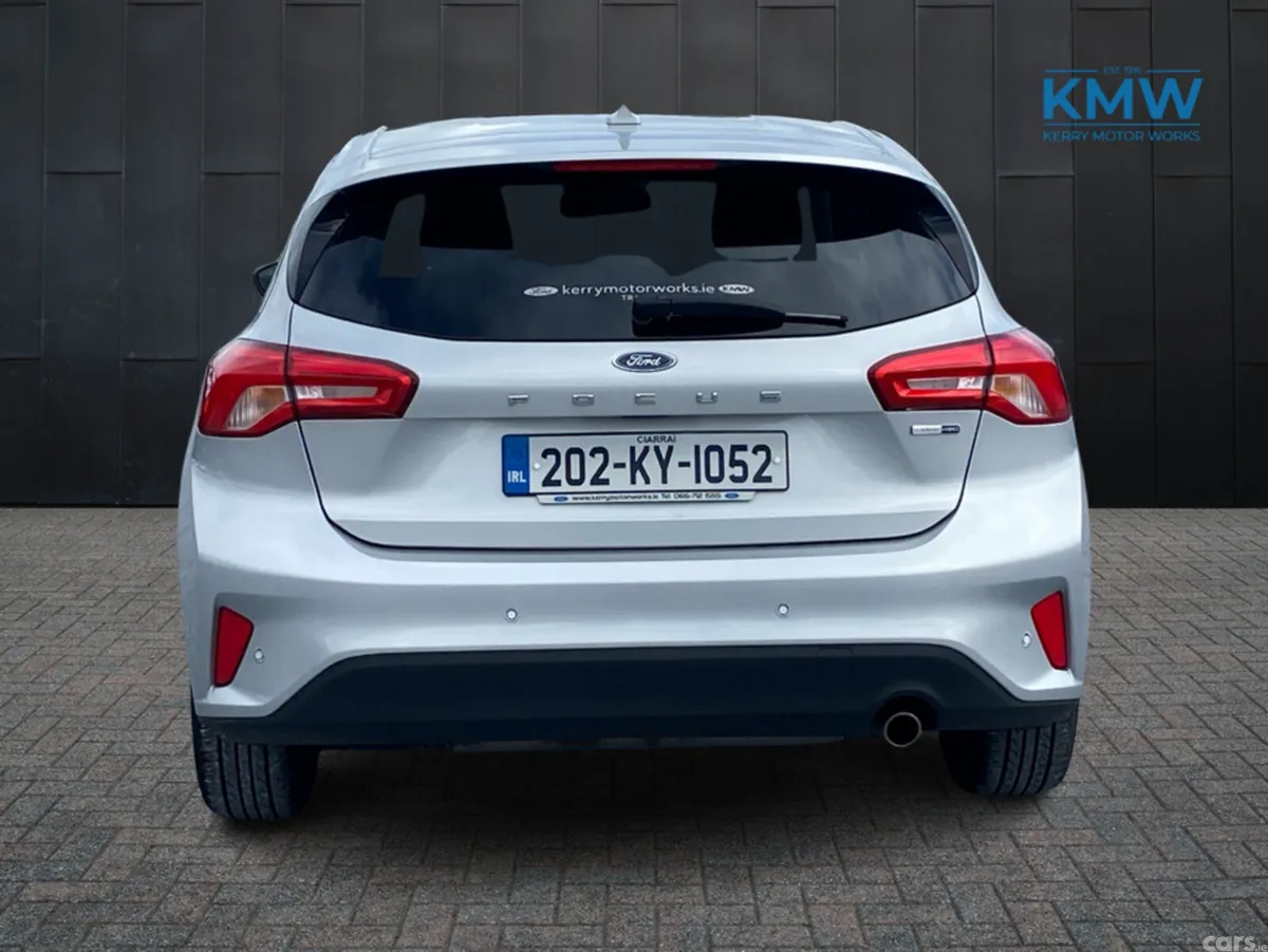 Ford Focus Hatchback, Petrol, 2020, Grey
