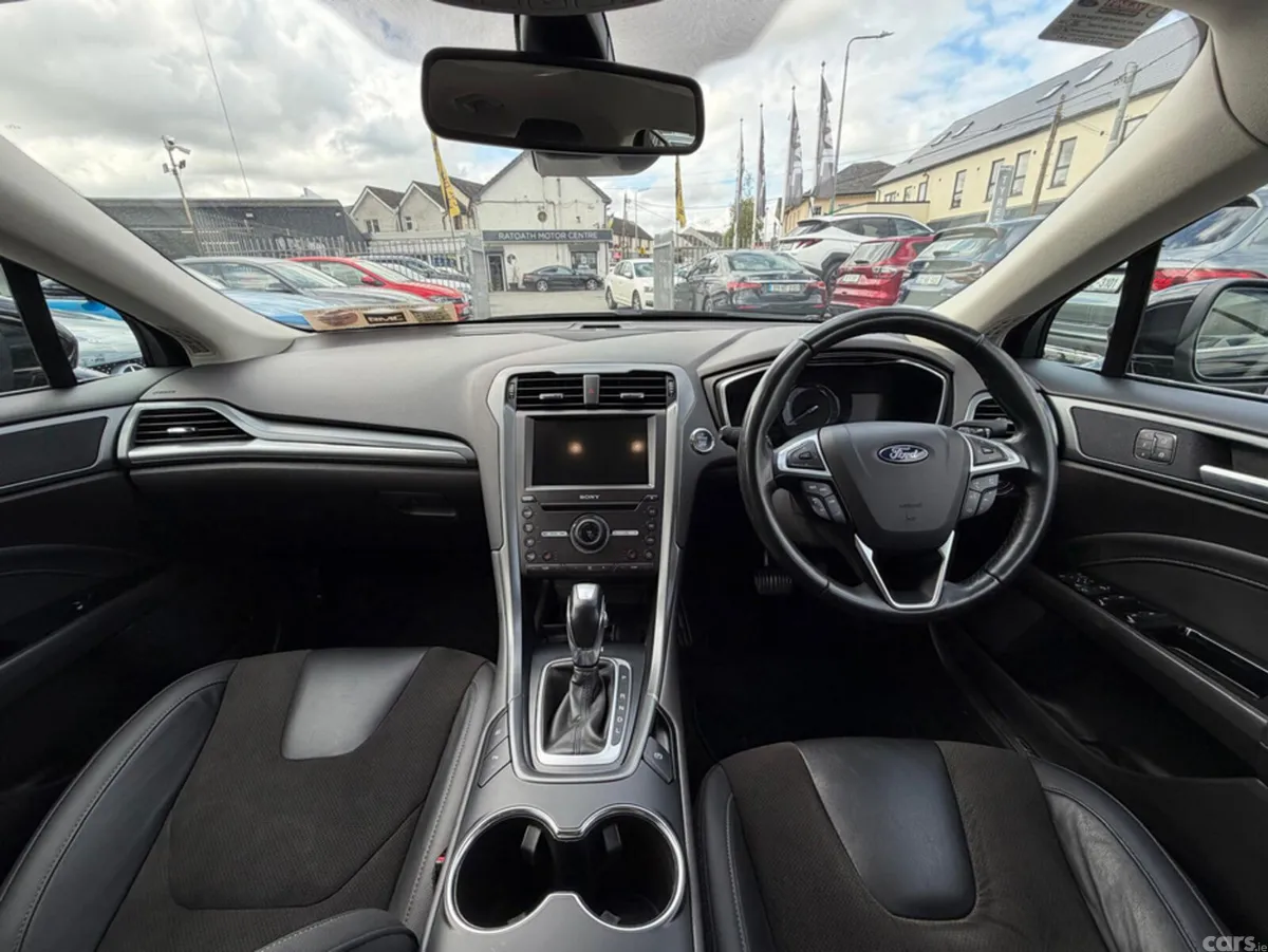 Ford Mondeo Hatchback, Petrol Hybrid, 2019, Black