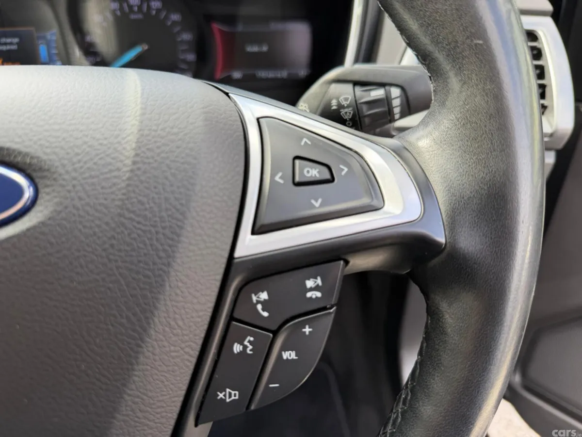 Ford Mondeo Hatchback, Petrol Hybrid, 2019, Black