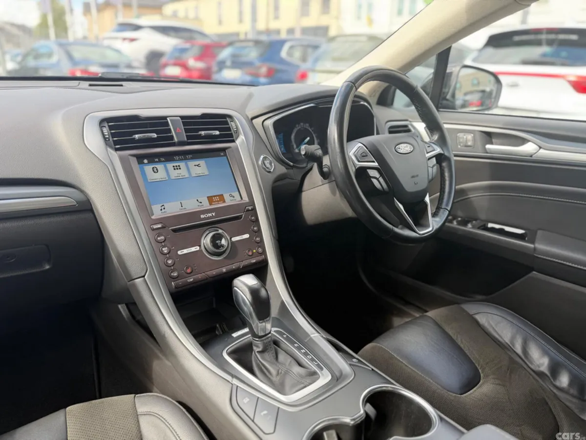 Ford Mondeo Hatchback, Petrol Hybrid, 2019, Black