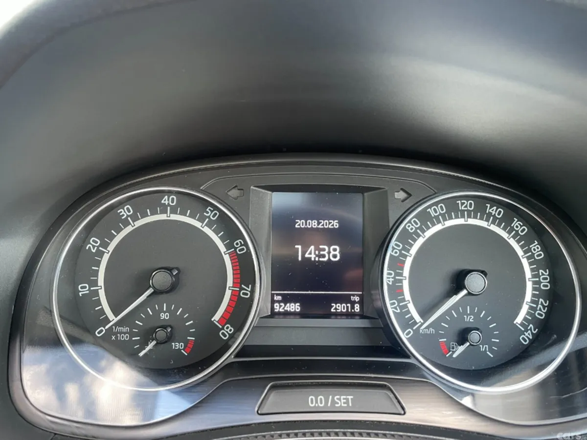 Skoda Fabia Hatchback, Petrol, 2018, White