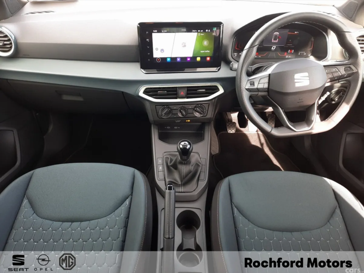 SEAT Arona Hatchback, Petrol, 2026, White