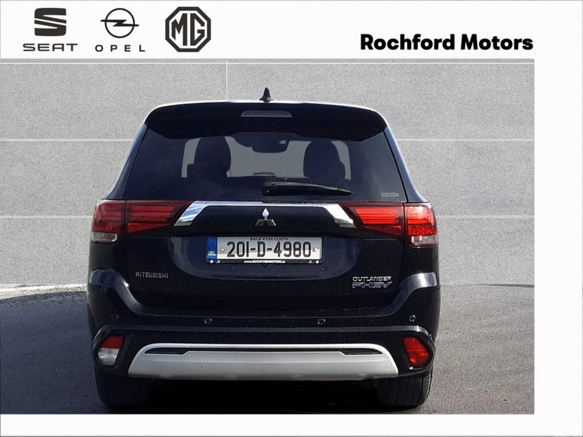 Mitsubishi Outlander Estate, Petrol Plug-in Hybrid, 2020, Black