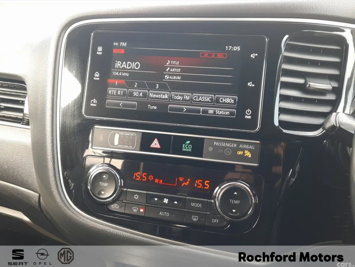 Mitsubishi Outlander Estate, Petrol Plug-in Hybrid, 2020, Black
