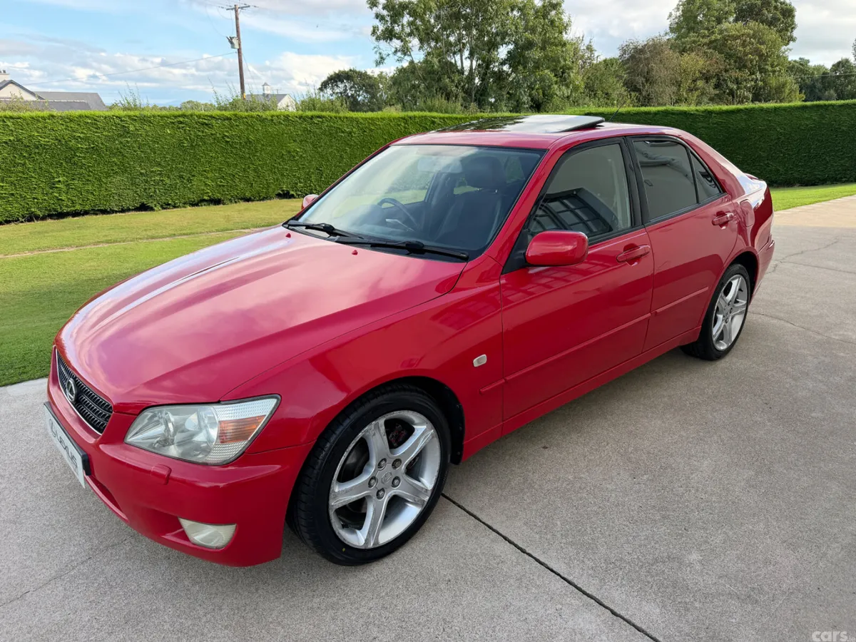 Lexus IS Saloon, Petrol, 2002, Red