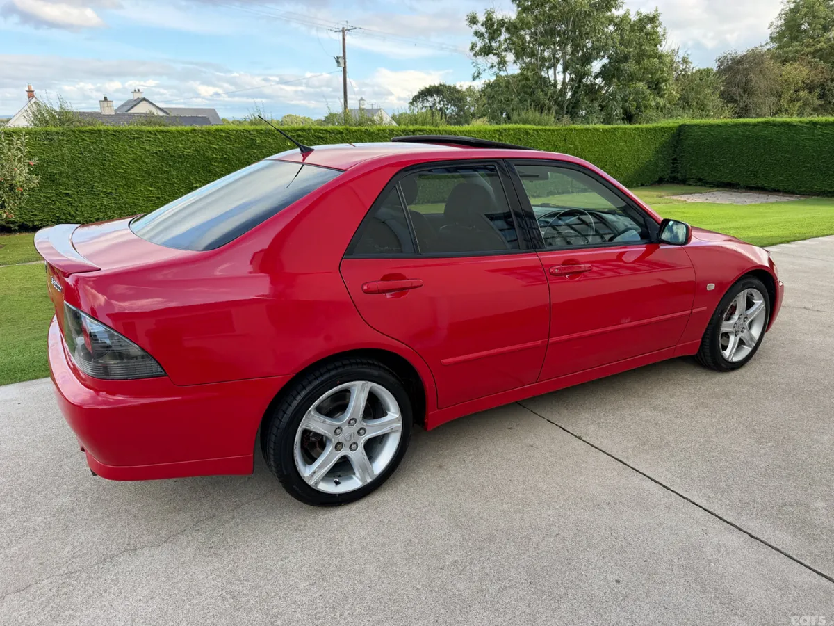 Lexus IS Saloon, Petrol, 2002, Red