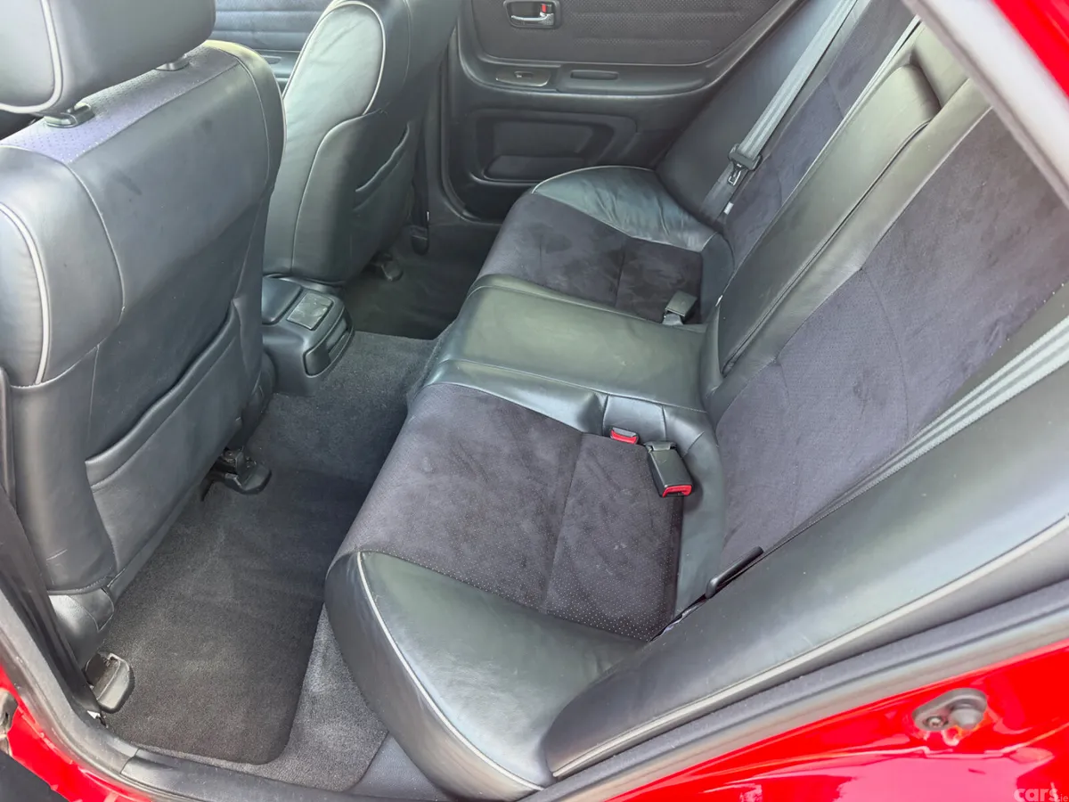 Lexus IS Saloon, Petrol, 2002, Red