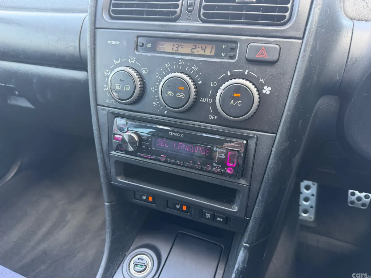 Lexus IS Saloon, Petrol, 2002, Red