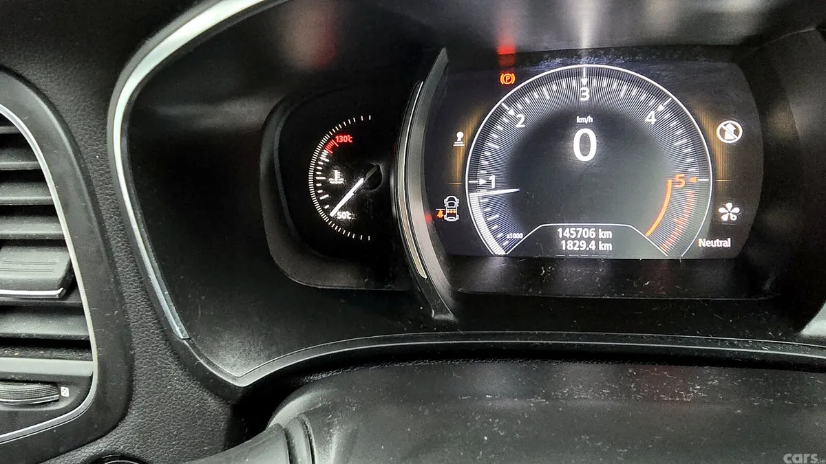 Renault Megane Hatchback, Diesel, 2018, Grey