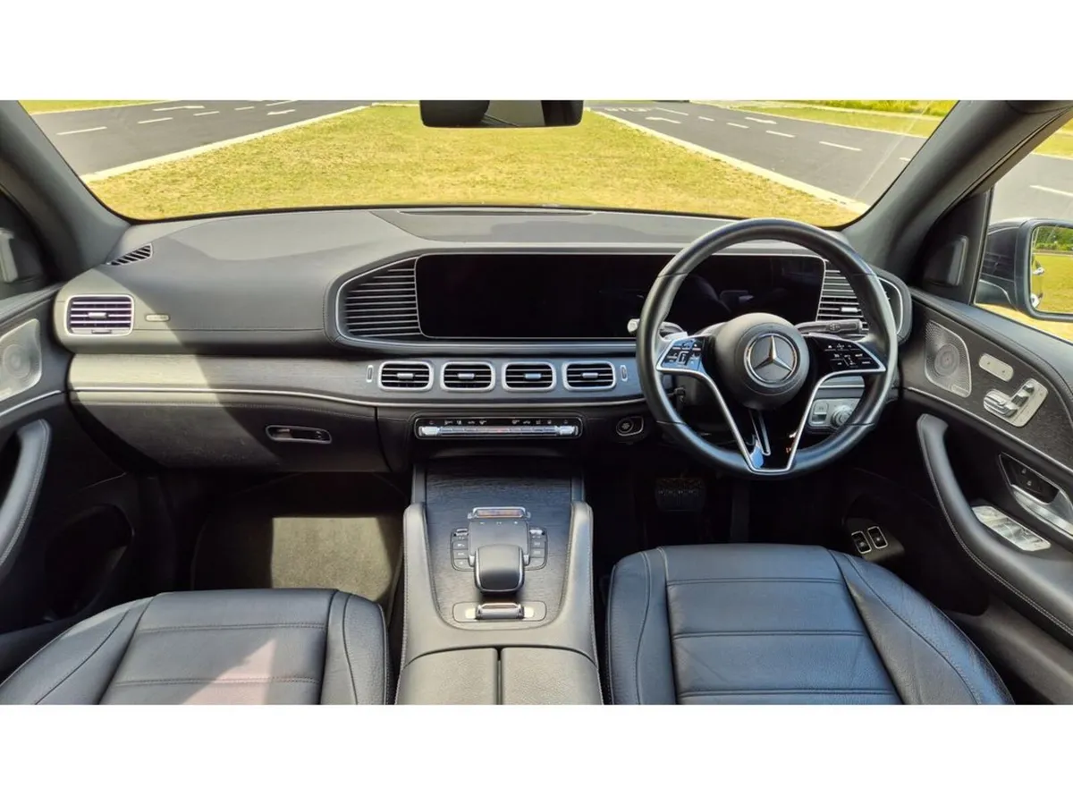 Mercedes-Benz GLE SUV, Petrol Plug-in Hybrid, 2024, Green