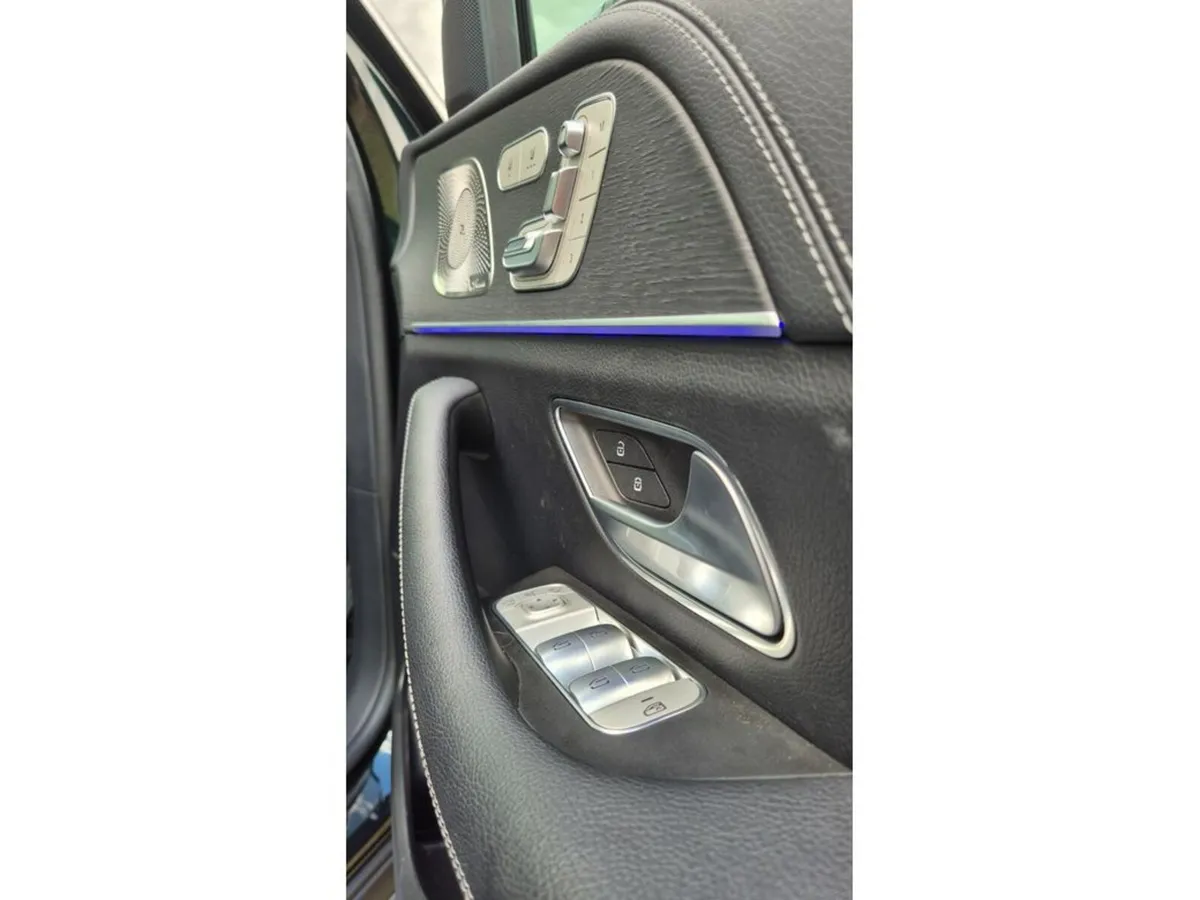 Mercedes-Benz GLE SUV, Petrol Plug-in Hybrid, 2024, Green