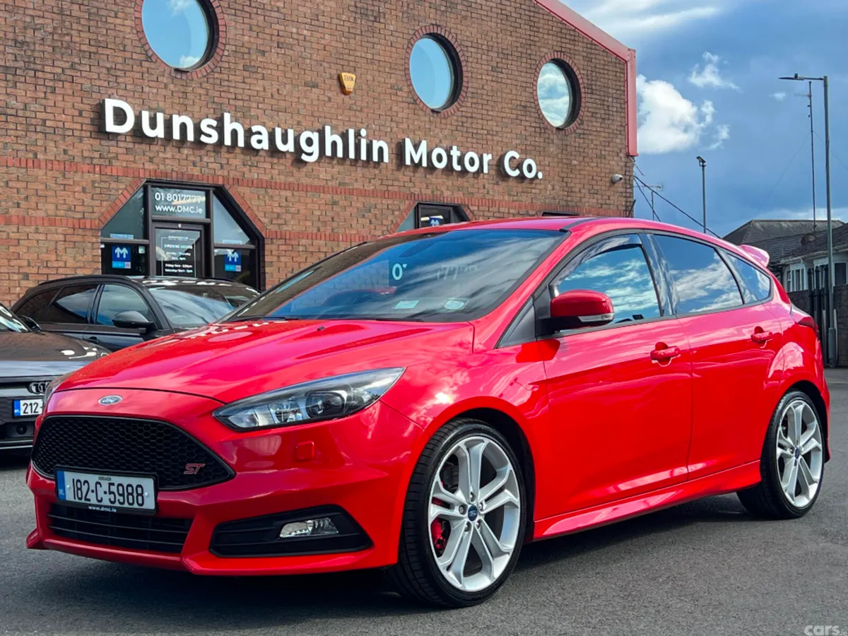 Ford Focus Hatchback, Diesel, 2018, Red